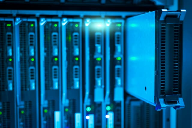 Scaling Kubernetes for Machine Learning Workloads